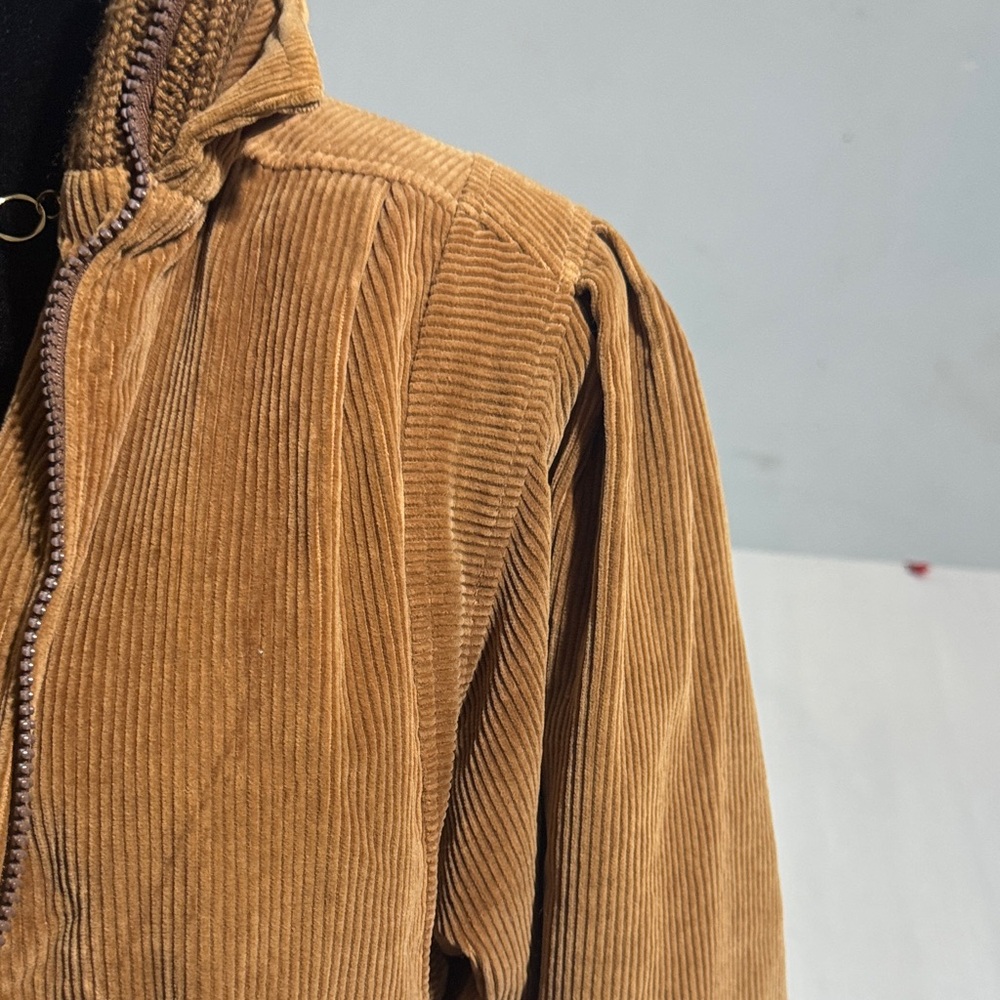 Elegant Brown Corduroy Trench Coat - Picture 5 of 11